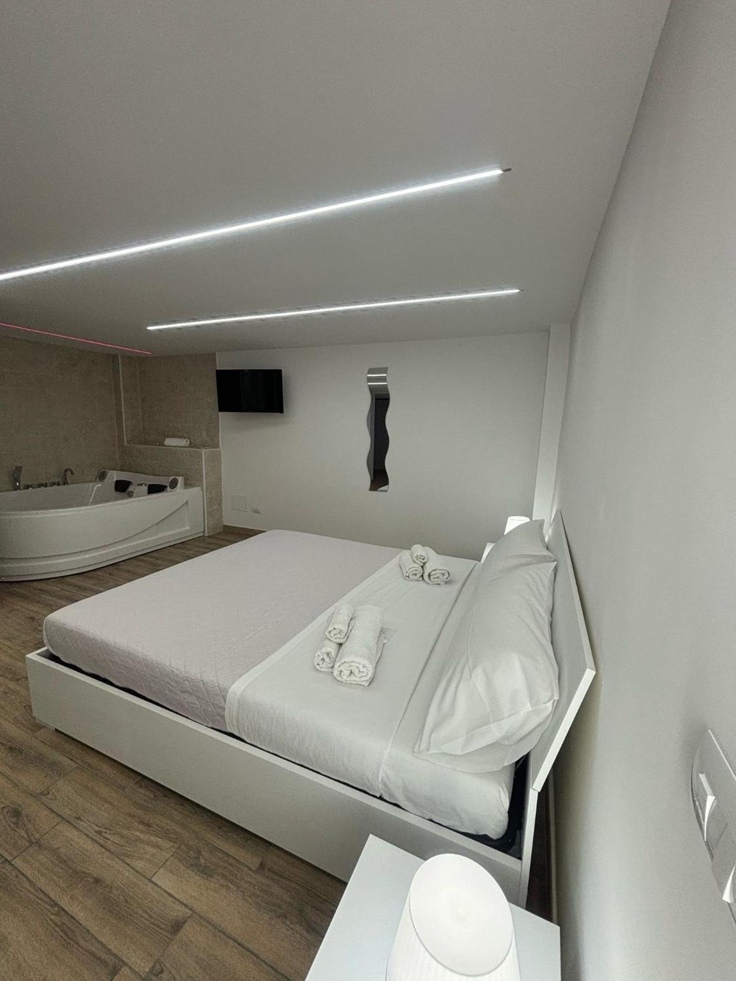 Bed and Breakfast Carmen'S House Nettuno Exterior foto